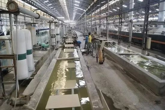 陶瓷廠廢氣惡臭讓人苦不堪言，Dejing的凈?除臭劑幫助企業(yè)達(dá)標(biāo)排放！.jpg